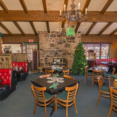 Oneida Village Inn Three Lakes Dış mekan fotoğraf